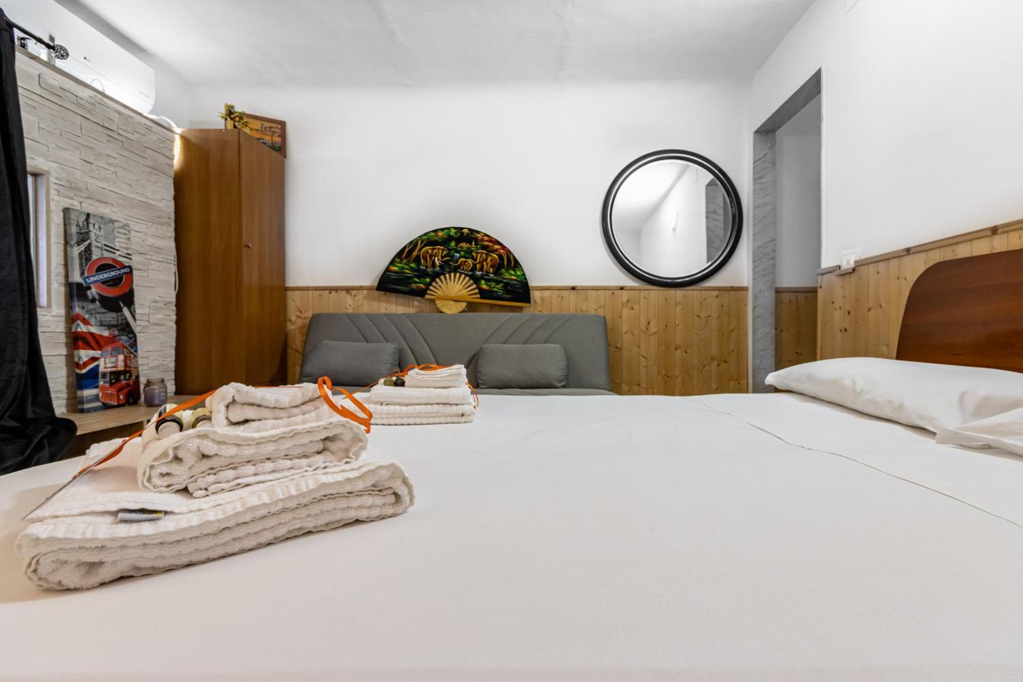 San Nicola Apartments By Rentbeat Bari Exterior photo